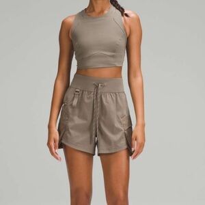 Lululemon WovenAir High-Rise Hiking Short 4"